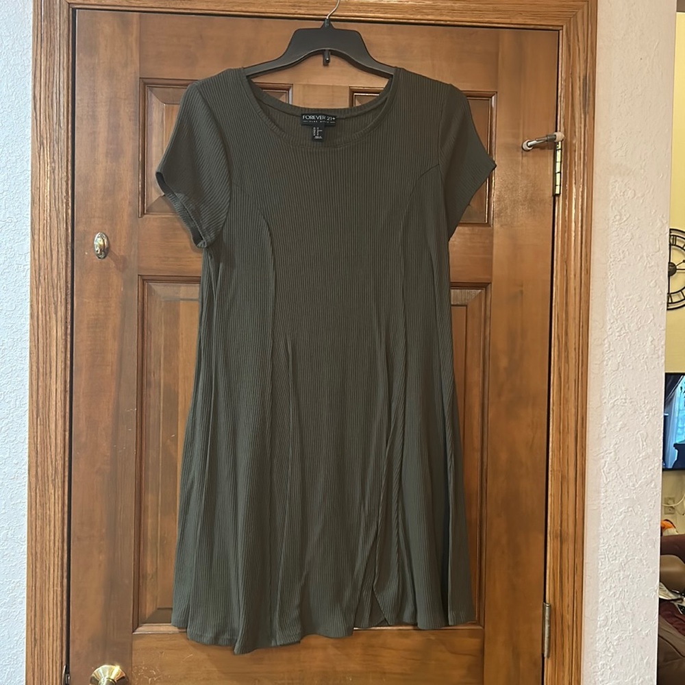 Green Basic Dress. Size 1X.